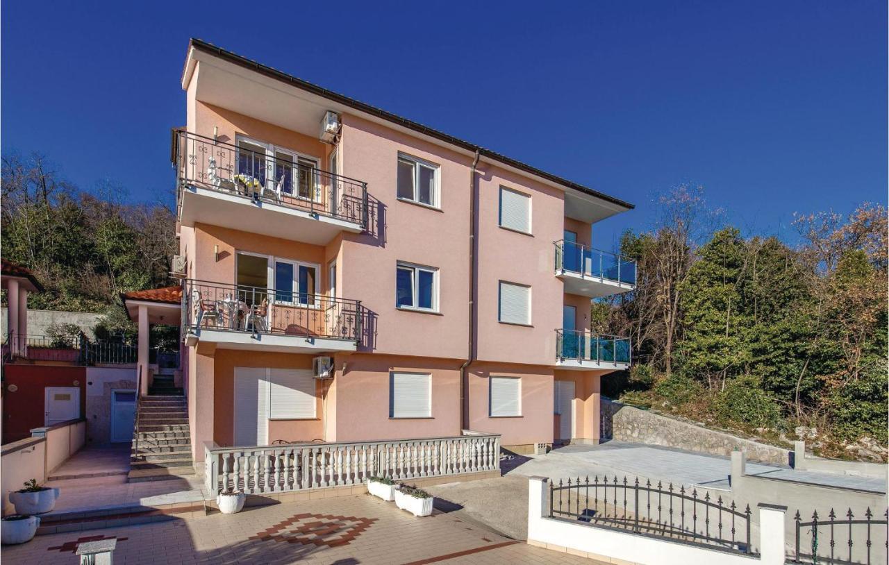 Nice Apartment In Volosko With Kitchen Extérieur photo
