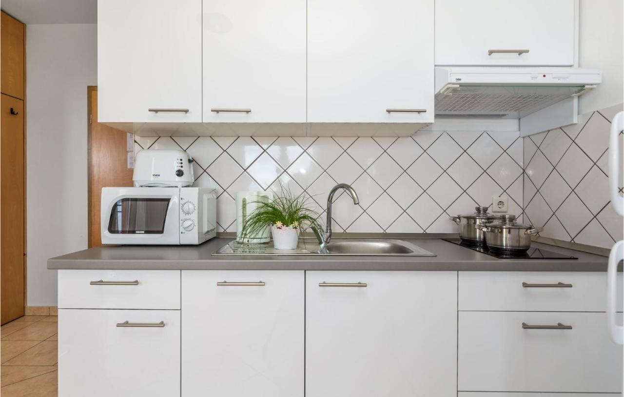 Nice Apartment In Volosko With Kitchen Extérieur photo