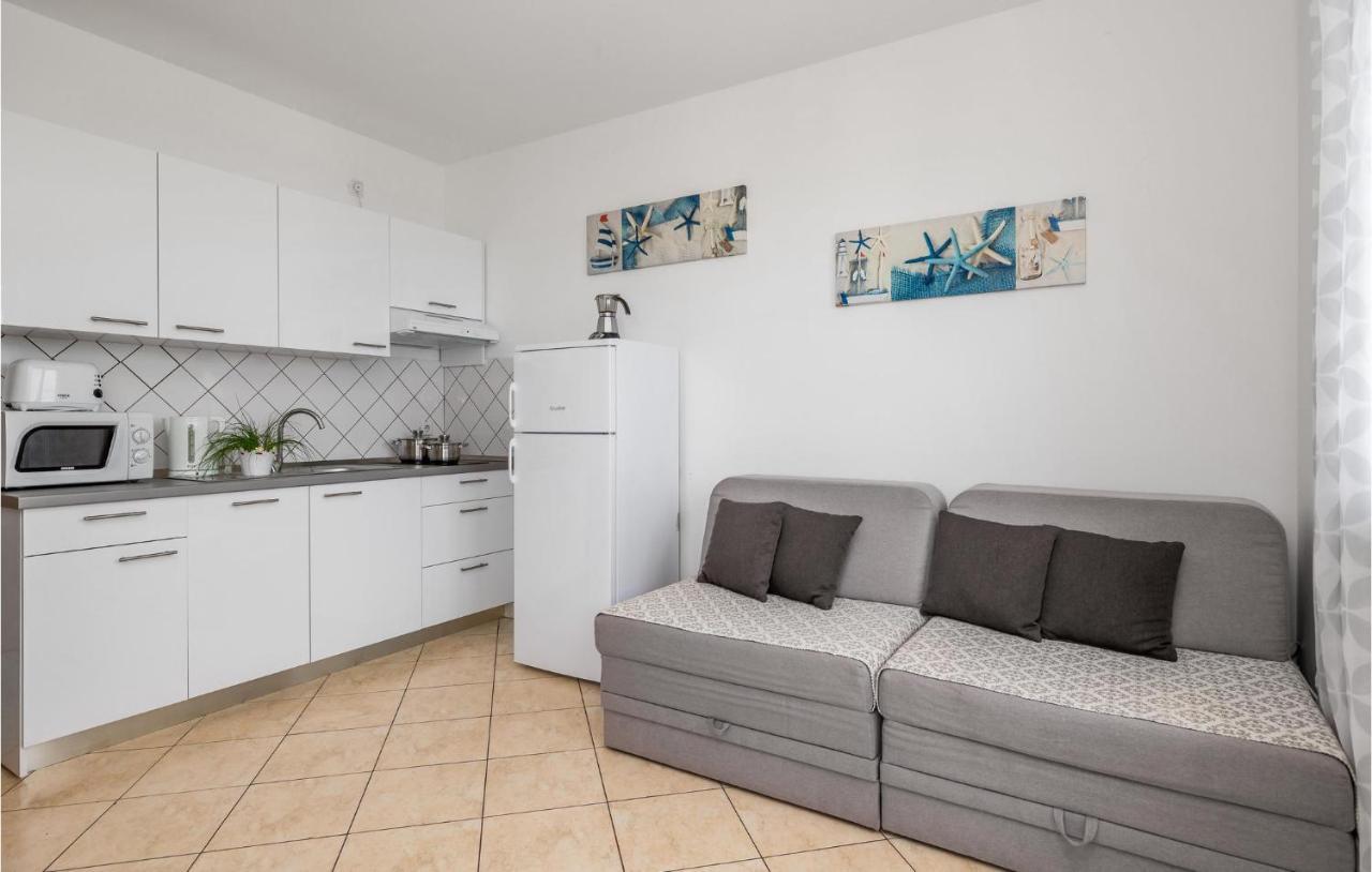 Nice Apartment In Volosko With Kitchen Extérieur photo